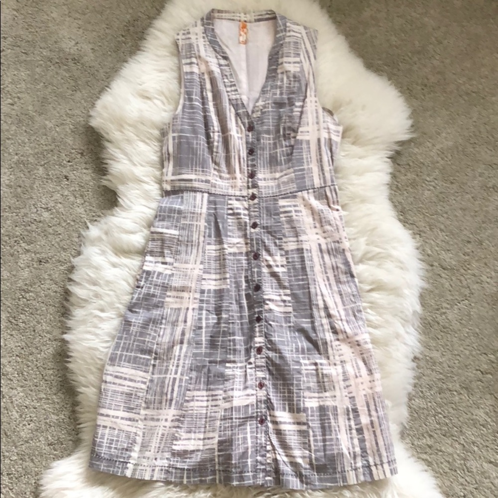 Anthropologie Maeve button down pink gray dress